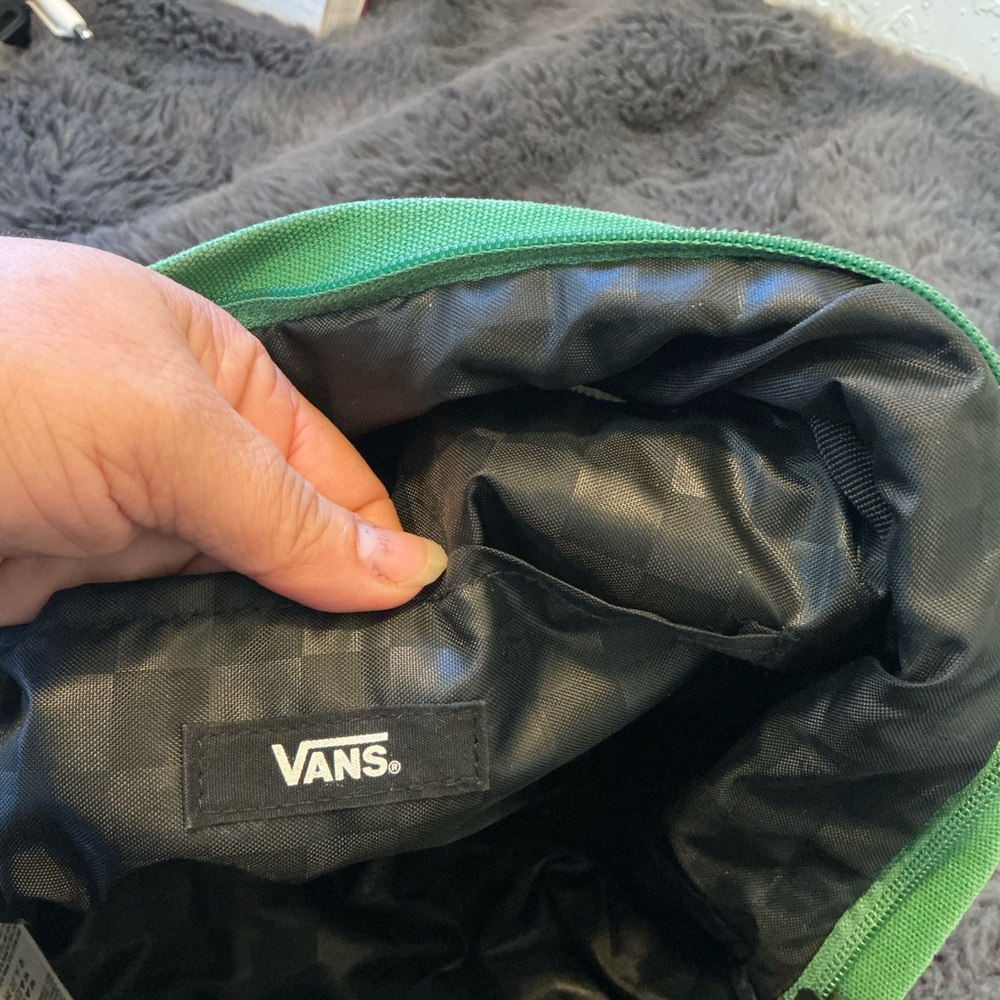 Vans Green Backpack with Cream Details - Picture 9 of 12